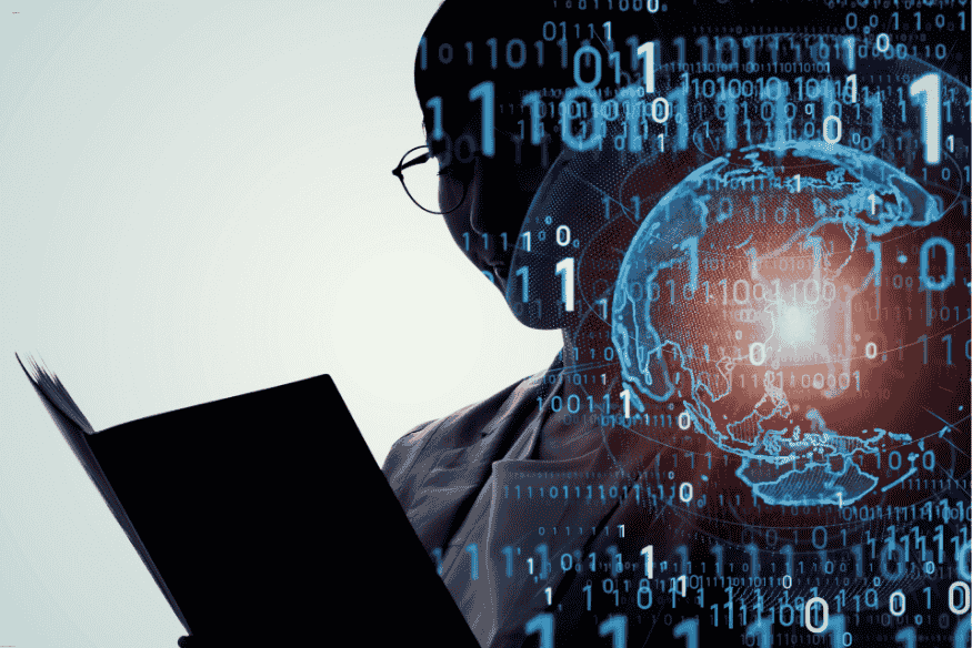 Silhueta de estudante lendo com sobreposição de códigos binários e planeta digital