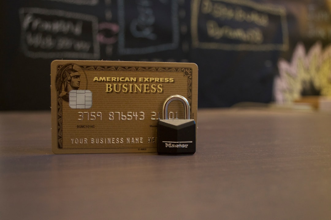 Ilustração de fraude de troca de chip telefônico